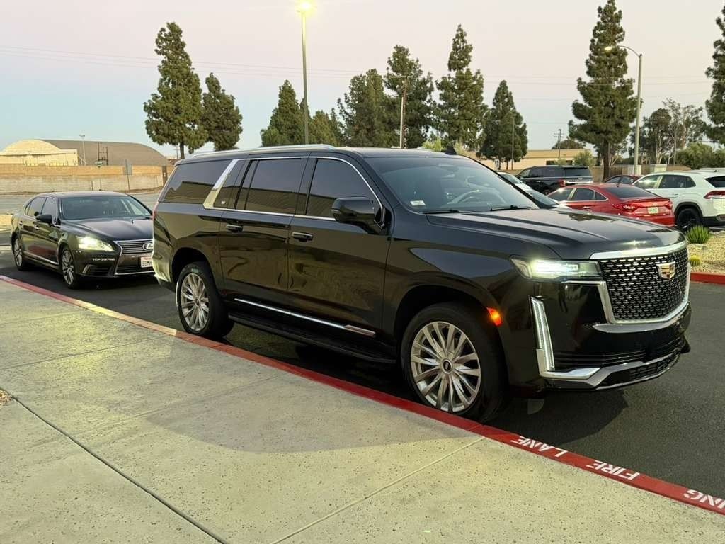 Hire a limo driver for hourly service in Chino 