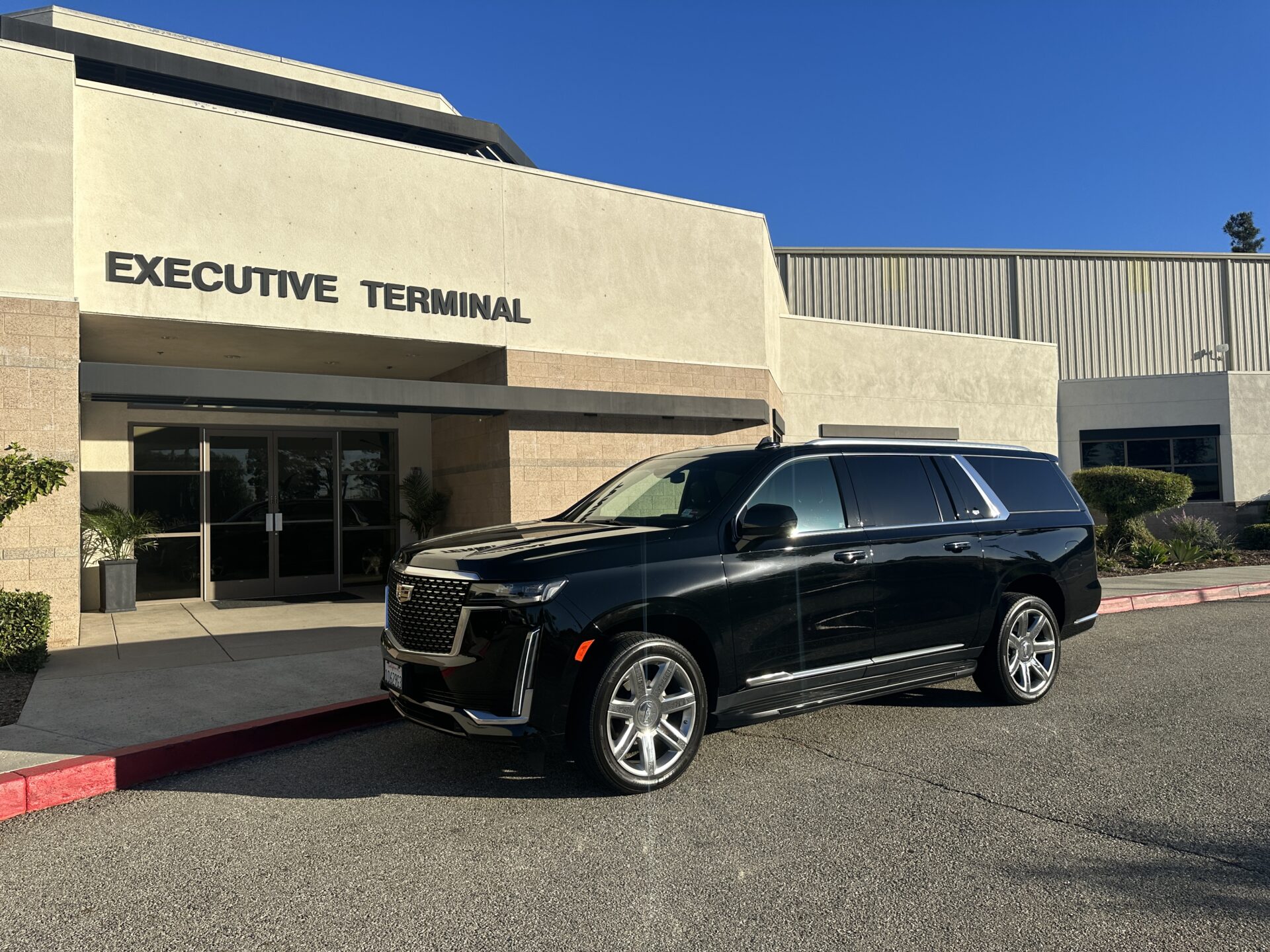 How Limo Services Handle Traffic and Delays Smart Answers 2026