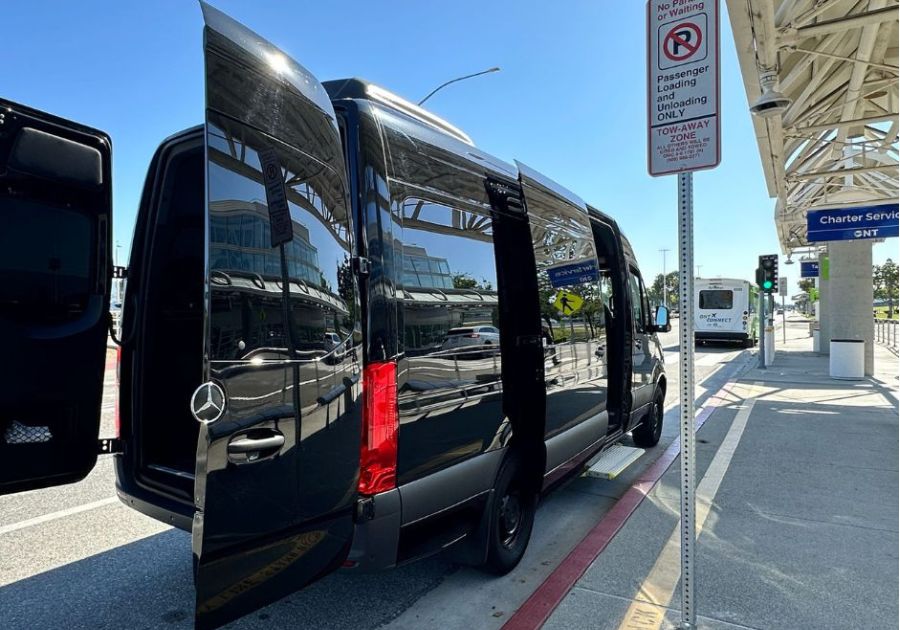 Limo Service Cost Per Person: Proven Factors That Actually Matter 2026