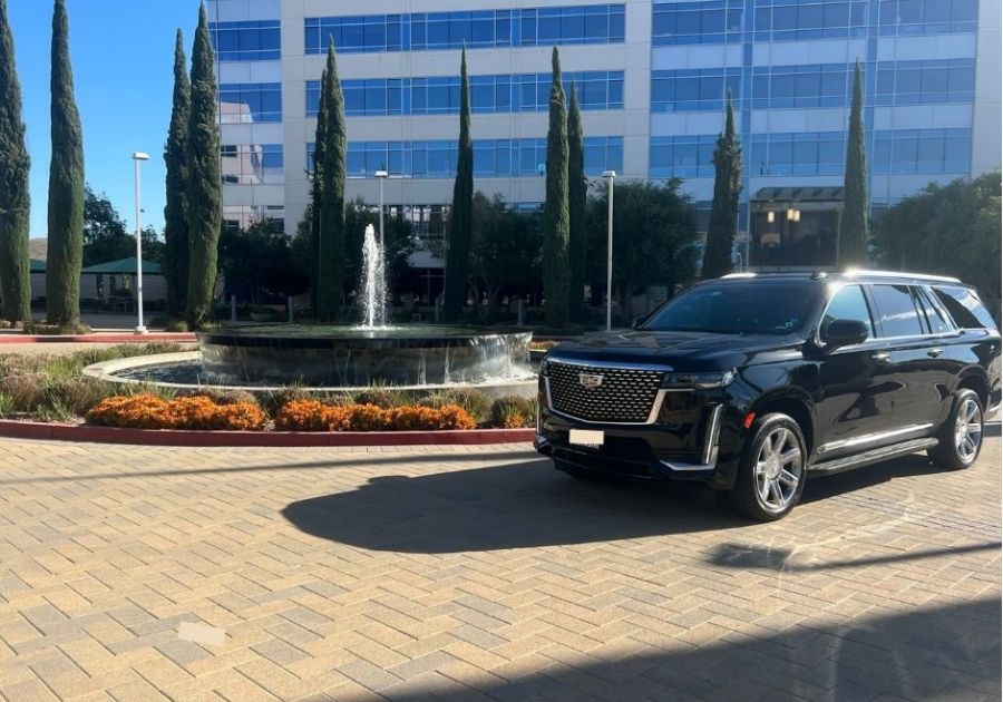 How does Business Travel Chauffeur Service in Chino Hills improve productivity?